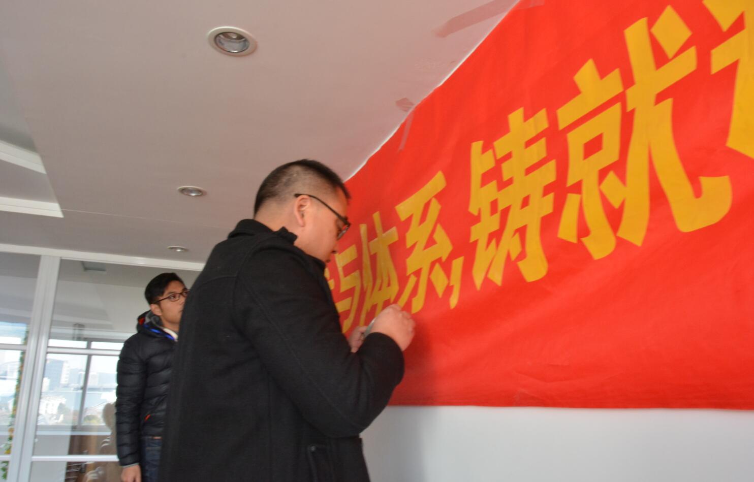 QQ截图20171219164619.jpg